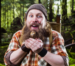 Graham-Clark-Reads-the-Phonebook-e1414680352647-250x222